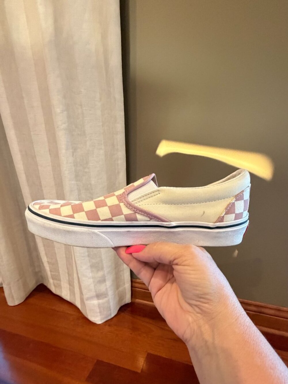 Vans Off the Wall Mauve Pink & White Checkerboard Slip On Shoes, Women's Size 7 - Picture 3 of 8